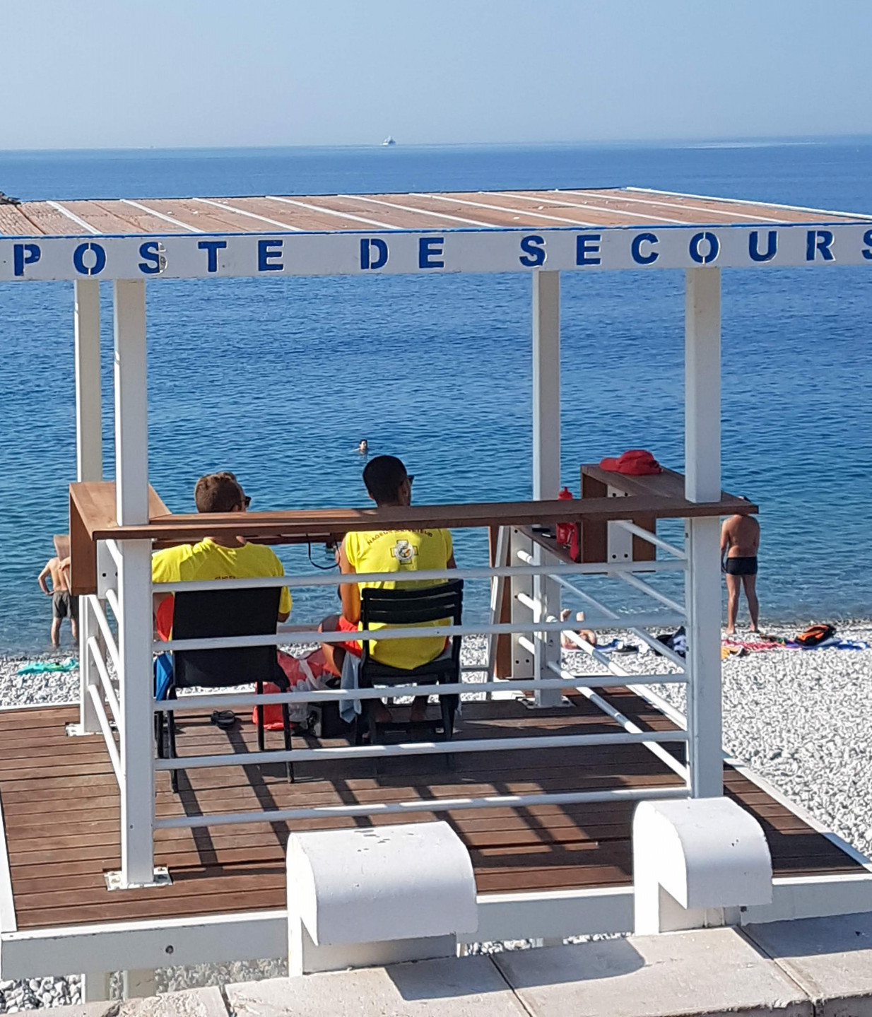 Nice-poste-de-secours-plage-Welkom